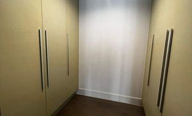 FOR SALE: 1 BR EDADES TOWER