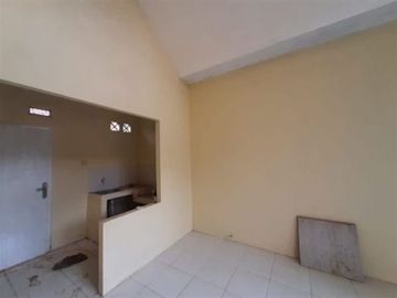 Rumah Baru 1 Lnt, LT 66 m&sup2;, Rp 360 Juta, di Sawangan, Depok.