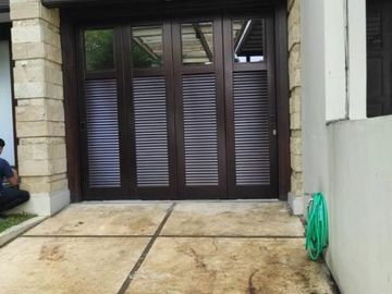 Rumah Dijual Graha Family Surabaya KT