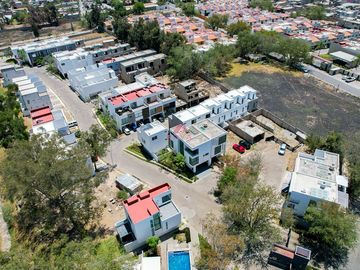 CASA EN VENTA EN MARIANO OTERO, ZAPOPAN, JAL.
