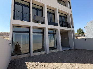 Excelente Casa en Venta en Villandares