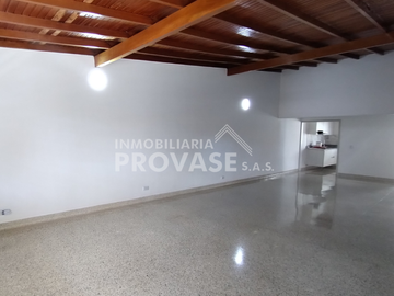 apartamento en arriendo en lleras restrepo. Cod A3177