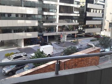 Quito Sector Parque Carolina: Se Vende Condominio en Eloy Alfaro - Quito