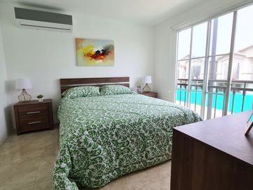 Espectacular casa de venta nueva  en Urb. Casalaguna /km 12 av. León Febres Cordero / Acepto Biess