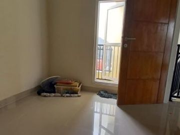 Rumah 2 lantai i jalan Abdul Gani, lokasi strategis