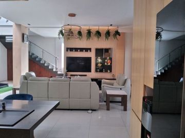 Rumah mewah metro margahayu dekat ciwastra, kiaracondong