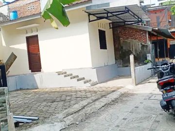 Rumah Dijual di Yogyakarta Dekat Kampus UAD, Mall XT Square