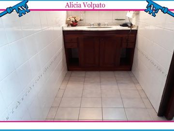 Casa en venta en Wilde