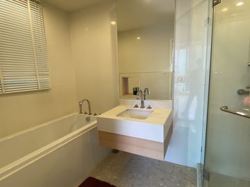 3-Bedroom Apartment Asoke