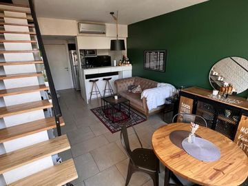 Departamento de 2 ambientes con cochera en venta en Olivos