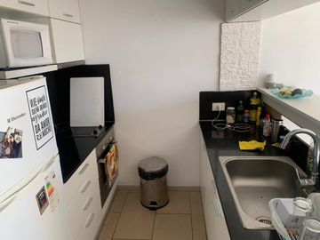 Departamento de 2 ambientes con cochera en venta en Olivos