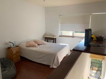 Departamento de 2 ambientes con cochera en venta en Olivos