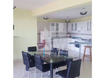 SE VENDE CASA CON VISTA A LA CIUDAD EN LAS VISTAS DE CERRO AZUL