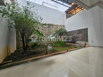 Rumah Cluster Asia Tropis 2 Lantai 4Kt 4Km Harapan Indah Bekasi