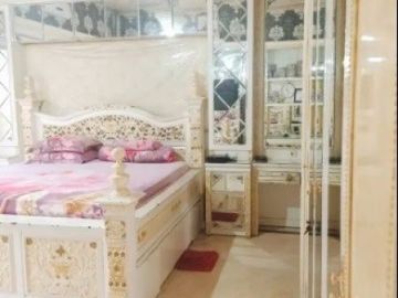 Rumah Mewah FULL FURNISH di Gayungsari Dekat Masjid Agung