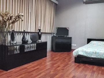 Rumah Hook Siap Huni Semi Furnish One Gate System Di Kebayoran Bintaro