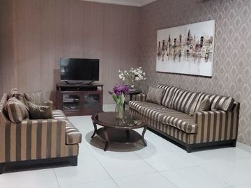 Rumah Hook Siap Huni Semi Furnish One Gate System Di Kebayoran Bintaro