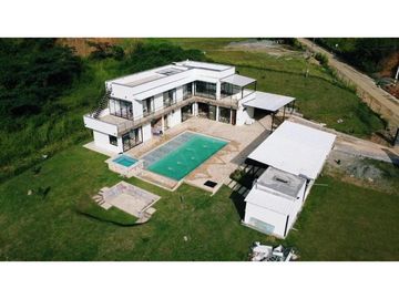 Venta Finca Moderna en San Jerónimo  Antioquia
