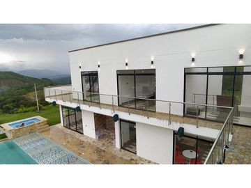 Venta Finca Moderna en San Jerónimo  Antioquia