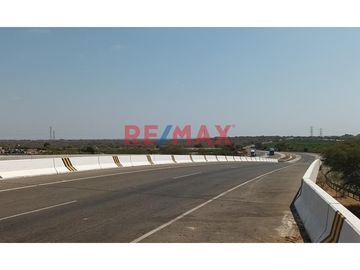 🌟 ¡OPORTUNIDAD ÚNICA DE INVERSIÓN EN PIURA! 🌟
Inicia tu proyecto en una zona de expansión urbana frente a una laguna natural en Chiclayito, a la entr