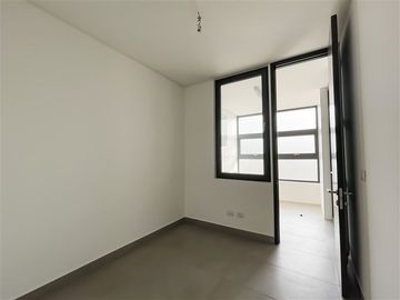 Departamento en venta de 6 dorm. en Lo Barnechea