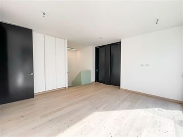 Departamento en venta de 6 dorm. en Lo Barnechea