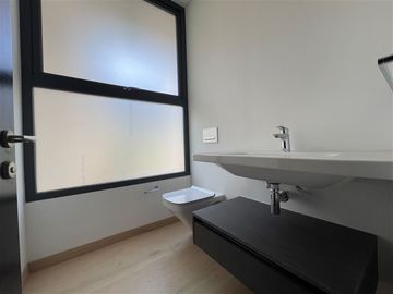 Departamento en venta de 6 dorm. en Lo Barnechea