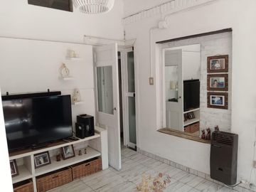 Casa Funes  tres dormitorios con pileta en venta