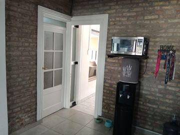 Casa Funes  tres dormitorios con pileta en venta