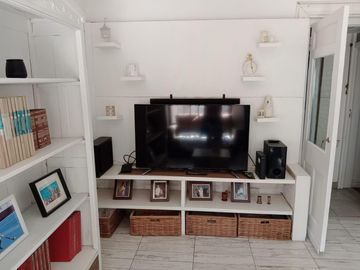 Casa Funes  tres dormitorios con pileta en venta