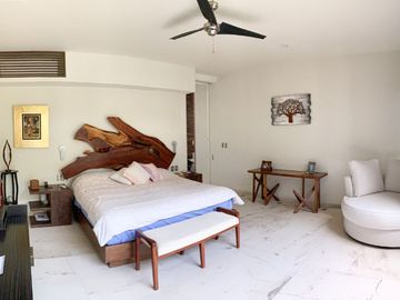 Casa en Fraccionamiento en Tabachines Cuernavaca - CAEN-936-Fr