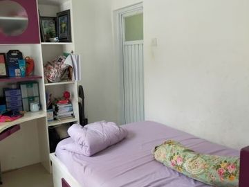 Rumah second 2 lt di Mampang Depok 1,5 M