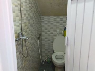 Rumah second 2 lt di Mampang Depok 1,5 M