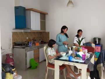 Rumah second 2 lt di Mampang Depok 1,5 M