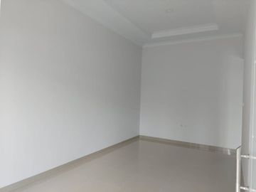 DIJUAL RUMAH BARU DALAM CLUSTER DI KARANGTENGAH CILEDUK
