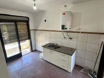 Venta Departamento 3 Ambientes con terraza La Tablada