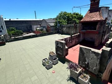 Venta Departamento 3 Ambientes con terraza La Tablada