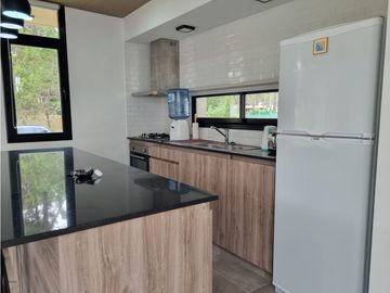 Moderna- Minimalista en una sola planta, Venta y alquiler temporario