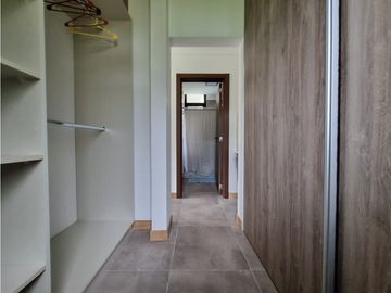 Moderna- Minimalista en una sola planta, Venta y alquiler temporario