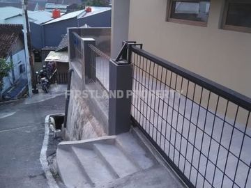 RUMAH SIAP HUNI VIEW KOTA SEMARANG DI KALIBANTENG