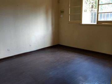 Casa en venta en Jauregui