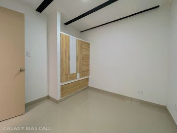 VENTA CASA TRIFAMILIAR DOS PISOS PALMIRA. Cod V6394