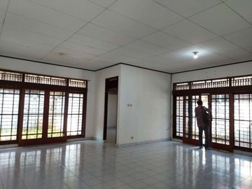 Rumah Sewa Strategis di Vigules Dekat Stasiun KA Sudimara 6681