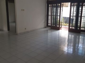 Rumah Sewa Strategis di Vigules Dekat Stasiun KA Sudimara 6681