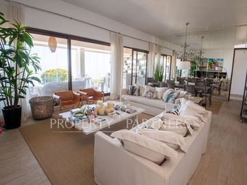 Dúplex, 7 dormitorios en  Costa Cachagua