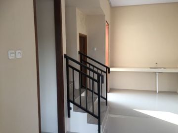 Hanya 600jt dapat rumah 2 lantai