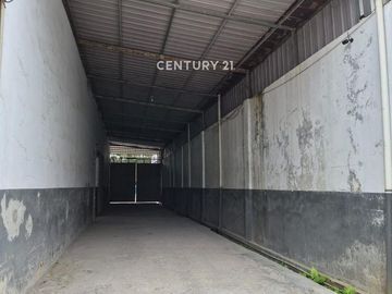 Ruang Usaha Luas Siap Pakai Strategis Di Solokan Jeruk Bandung