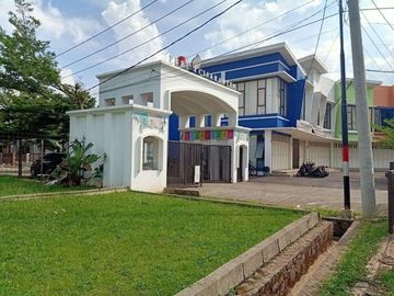 Readystok 2 Unit Lagi Rumah Depan Jalan Raya Arcamanik Antapani Bagus utk Invest
