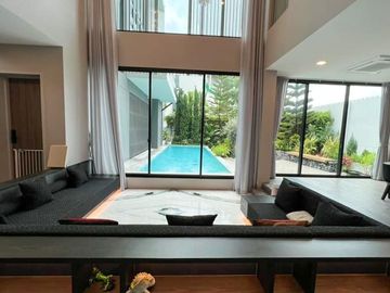 5 Bedroom House for sale at Nantawan Rama 9 – Srinakarin
