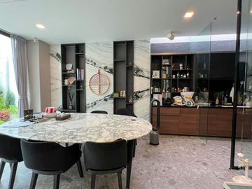 5 Bedroom House for sale at Nantawan Rama 9 – Srinakarin